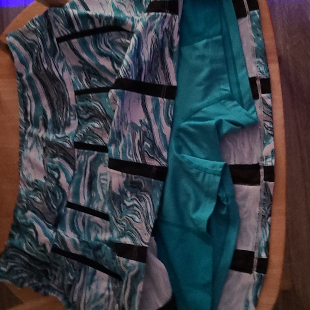 Chrissie By Tail Teal Swirl Skorts View 3